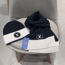 Louis Vuitton Caps Scarfs